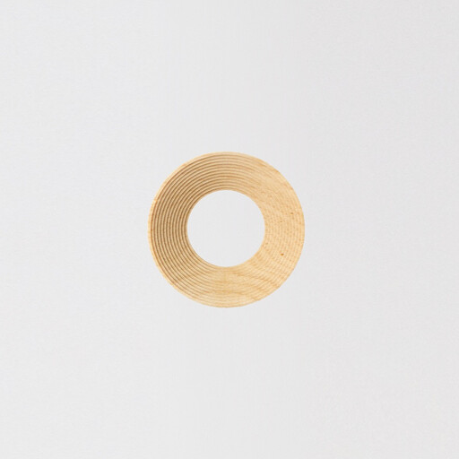 旭川家具 cosine STEPSブローチWA　メープル_05735