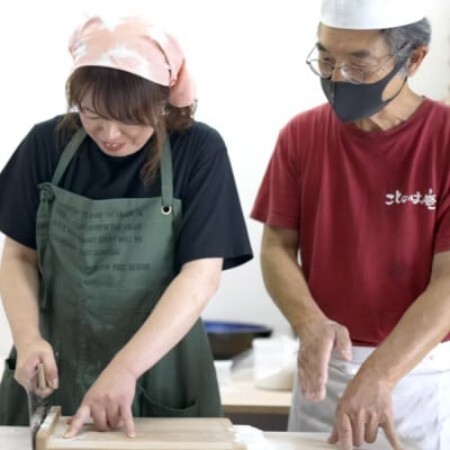 【 蕎麦(そば)打ち体験 1名様分 】当日お持ち帰りそば付き　ことのは庵　静岡県 磐田市　【1730918】