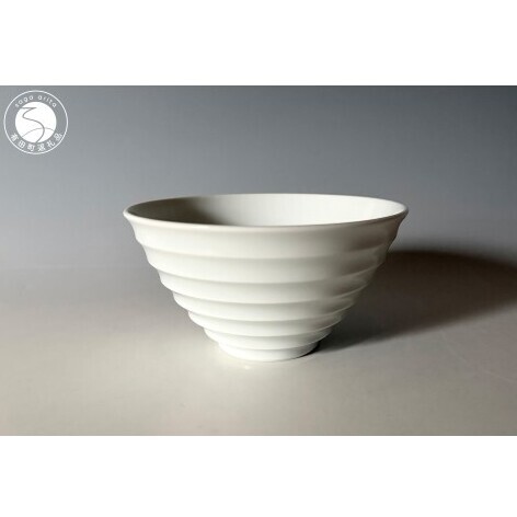 有田焼 白磁線彫碗 お茶碗[中仙窯・中尾純作]作家 作家もの 中尾純 お茶碗 おちゃわん 白磁 伝統工芸 器 うつわ 皿