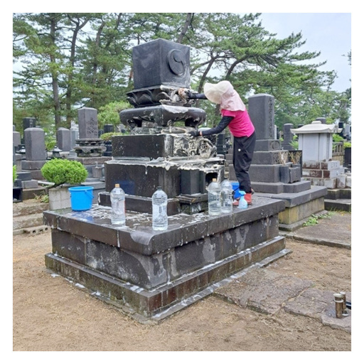 お墓清掃 洗浄・草取り代行 能代市 お墓清掃