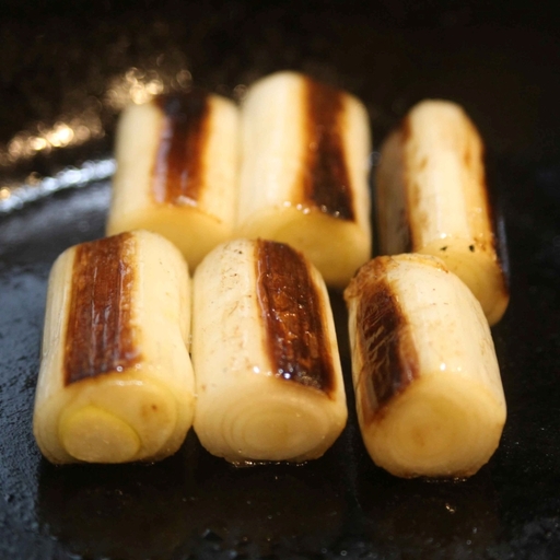 [浅草葱善]江戸千住葱の焼き葱 (1個)_0091-086-T07