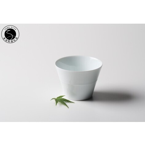 有田焼 白磁線彫 蕎麦猪口【佳秀窯 西山正作】食器 器 うつわ ろくろ そばちょこ 伝統工芸 bs032