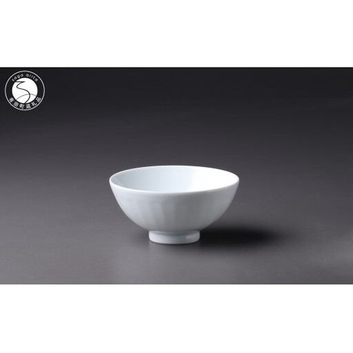 有田焼 ろくろ手造り 白磁鎬文 お茶碗【佳秀窯 西山正作 】食器 器 飯椀 うつわ お茶碗 ろくろ bs035