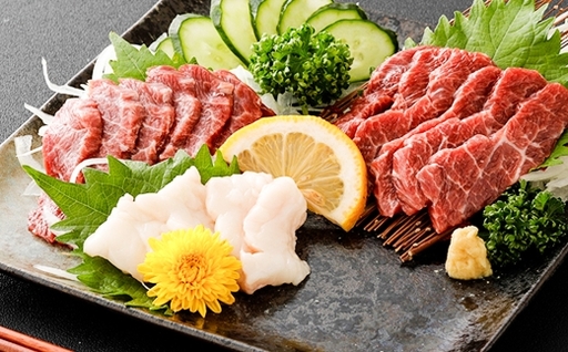 [ R8年熊本地震復興支援 ]スライス馬刺しセット ( 上赤身 約90g、 たてがみ 約10g ) 100g 馬刺し 馬刺 馬肉 馬 お肉 肉 ニク にく スライス カット不要 醤油付き 生姜付き セット 食べ比べ 詰め合わせ おつまみ 晩酌 冷凍