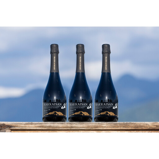 八海山　瓶内二次発酵酒「白麹あわ」四合瓶（720ml）×3本セット