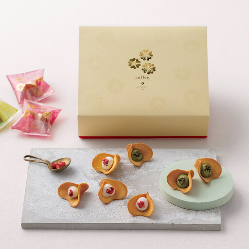 紙袋付き[KINEEL]ルフル 16個入(バニラ8個・抹茶8個)[ 京都 老舗 和菓子 千寿せんべい 有名店 ラングドシャ 人気 おすすめ お菓子 スイーツ 洋菓子 花 お取り寄せ 通販 ギフト プレゼント 贈答 送料無料 ふるさと納税 ]
