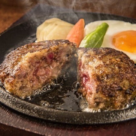 やんばるの自然が育んだ「黒毛和牛 経産牛」ハンバーグ 100g×5個【配送不可地域：離島】【1784632】