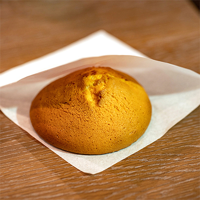 No.0412 甘食専門店　結　昔懐かしい甘食ぱん15個箱入り　焼きたて工場直送便