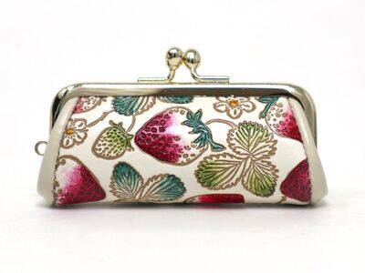 [文庫屋大関]印鑑ケース いちご [皮革工芸品] ファッション小物 民芸品