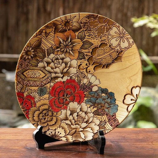 【三彩工房】京友禅模様彫刻皿（9寸）