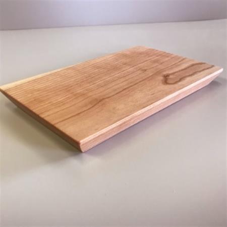 ブラックチェリー材　一枚板のカッティングボード・まな板 25cm(大牟田市)_雑貨・日用品  キッチン用品 _【1263656】