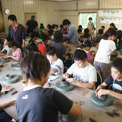 大登り窯で焼く 陶芸手ひねり体験ペアチケット (171387-40036854)
