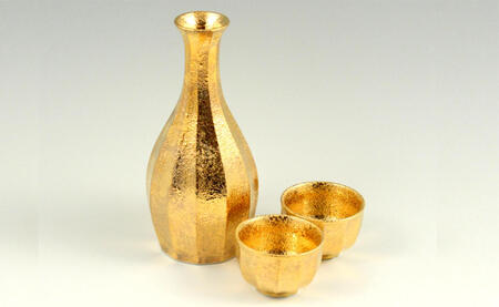 金彩面取 半酒器セット(1合徳利 1個 / ぐい呑 2個) 【三光堂】金 酒器 日本酒 冷酒 熱燗 プレゼント ギフト dv007