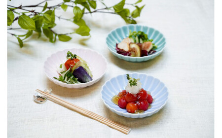 有田焼 深川製磁 釉遊彩 菊花小付3枚入 (Pale） 皿 食器 aa007