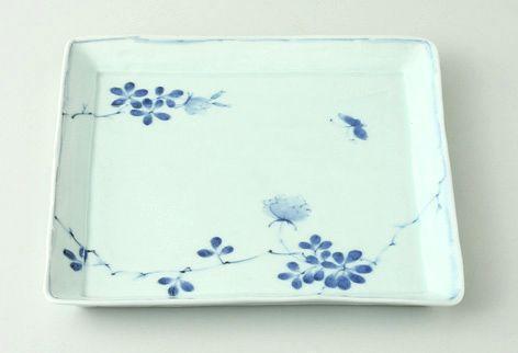 【波佐見焼】２３.5×２３.5cm手描き角盛皿　野原  【西海陶器】１０６５０｜波佐見焼