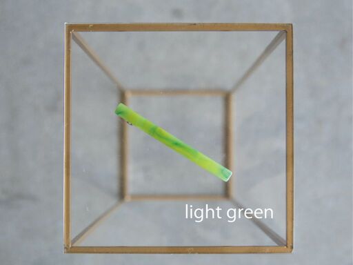 アクリル製ロングバレッタ light green（ライトグリーン） eME long baretta 髪留め ヘアクリップ ヘアアクセサリー
