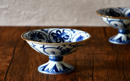 有田焼 染付の手造風高台鉢【ARITAYAKI-STORE】 30000円 3万円 ek030