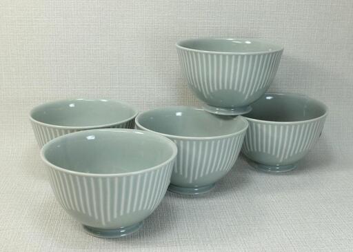 【波佐見焼】φ13ｃｍの小さめ丼５個組  花ふわりグレー 【西海陶器】 ５ 30591｜波佐見焼 陶器