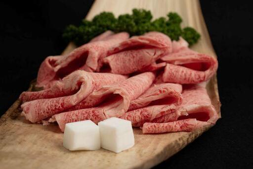 [内山肉店]雪温貯蔵にいがた和牛 リブロース芯すき焼用600g[高島屋 選定品]|和牛