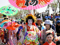 全国でも珍しい分水おいらん道中