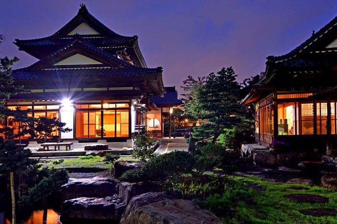 会津東山温泉　鶴我総本山