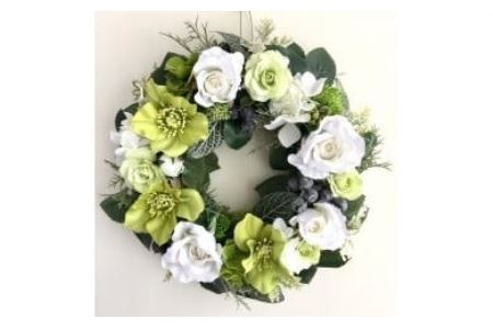 [ギフト用]美流渡の森 アーティフィシャルフラワー・リース(クリスマスローズ、白バラ)[12247]