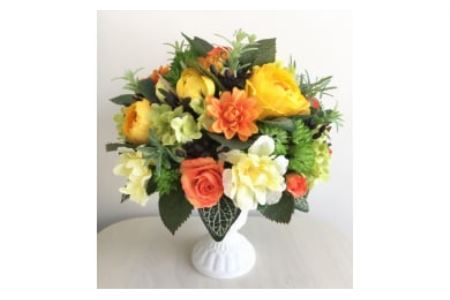 [ギフト用]美流渡の森 アーティフィシャルフラワー・アレンジメント 黄バラ・オレンジバラ(ブリキ花器シリーズ)[12249]