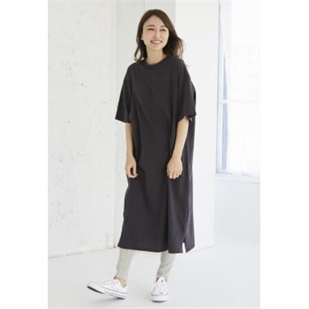 マタニティから使えるモーハウスの授乳服 シンプルワンピース(チャコール)_装飾品・工芸品 女性・レディース 洋服 _[配送不可地域:離島・沖縄県]