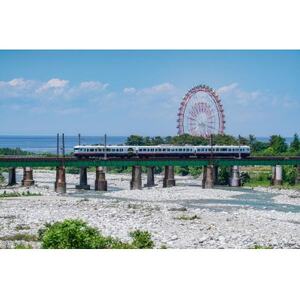 あいの風とやま鉄道観光列車「一万三千尺物語」ご招待券(1名)_旅行券・チケット   _【1260137】
