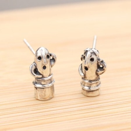 [縄文アクセサリーDo_goods]SV925製コメ踊る埴輪ピアス 700-094[配送不可地域:離島・沖縄県]