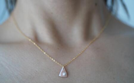 琵琶パールと池蝶貝のネックレス(THE SHELL with BIWAPearl)