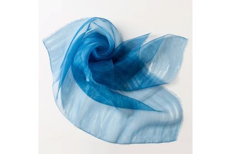 K477　藍染スカーフ　絹・オーガンジーむらくも