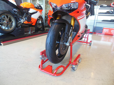 理想のバイクスタンド ガレージREVO フロントショートスタンド[184M01]