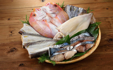 玄界灘の贅沢干物 全6種食べ比べセット(イカ・アジ・カマス・サバ・連子鯛 等) / 佐賀県 干物 / 丸福水産 