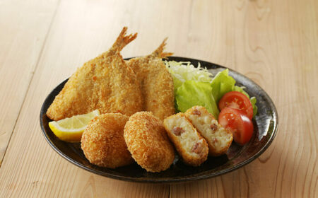 揚げ物おかず食べ比べセット(アジフライ8匹+イカ入りコロッケ15個) / 惣菜 惣菜 惣菜 惣菜 惣菜 惣菜 惣菜 / 佐賀県 / 丸福水産 