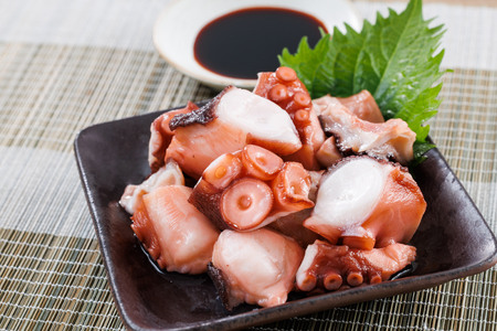 タコのぶつ切 (750g) 魚介 たこ タコ 蛸 真蛸 小分け 国産 ボイル カット たこ焼き からあげ から揚げ 唐揚げ おかず おつまみ 海の幸 【opar004】【磯武】