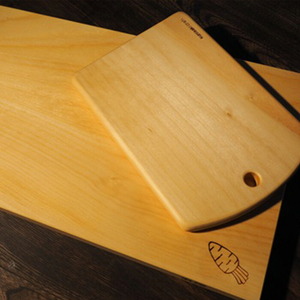 銀杏のまな板 耐水加工 2枚組 通 (大:L42×W23.5×T2.8cm / 小:L23×W16×T2.2cm) 台所 キッチン 調理道具 調理 料理 日用品 銀杏材 銀杏 [opbs006][くにさき六郷舎]