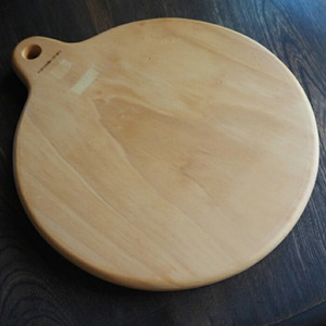 丸型カッティングボード 通 耐水加工 (L36×W30×T2cm) 台所 キッチン 調理道具 調理 料理 日用品 銀杏材 銀杏 [opbs012][くにさき六郷舎]