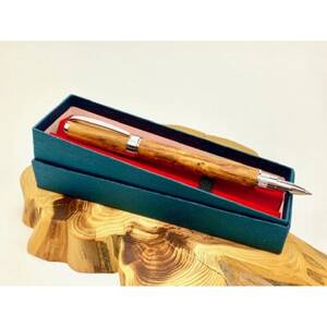 ワンオフ新城杉(杢:モク)のキャップ式ボールペン