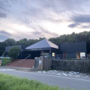 LODGE@CAFE@baJtF@R[q[`Pbgy11tz@Lp[LOGAy1450435z