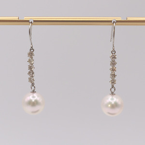 2048 [真珠科学研究所花珠鑑別書付]Pt900 あこや本真珠8.0㎜up ダイヤモンド0.50ct ピアス