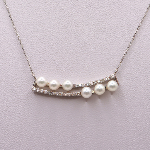 2064 Pt あこやベビーパール3.5〜4.0㎜ ダイヤモンド0.14ct スライドタイプネックレス