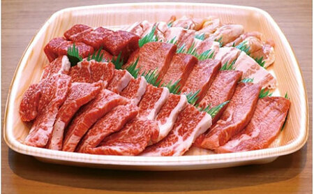 肉の横綱 伊賀牛 バーベキューセット1 800g(赤身、カルビ、サイコロ、厚切り牛タン、鶏モモ、豚カルビ)/冷凍発送 産直 自家牧場 焼肉 奥田 オクダ
