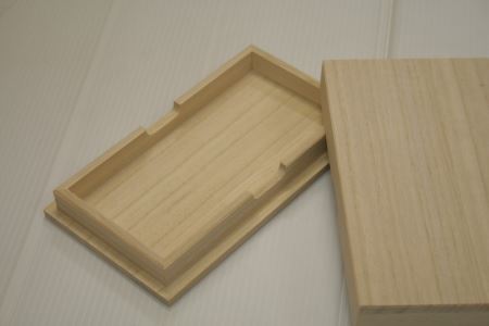 たんす預金・結納用に最適![100万円貯金箱×5個] オーダーのみの人気の商品です。[kmkn0009]