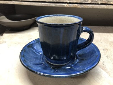 「呉須」八面コーヒーカップとソーサー いろは窯