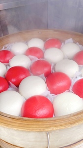 松阪牛入り紅白まん24個 SS60