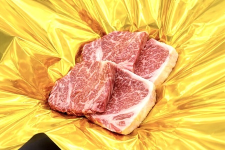 (冷凍)松阪牛 厚切り サーロインステーキ 600g B-140 /冷凍 瀬古食品 ふるさと納税 牛肉 松阪肉 名産 ブランド 霜ふり本舗 三重県 大紀町