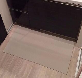 洗濯いらず、ずれない、抗菌 のふく楽 洗面マット(・洗面マット×2枚 ・長さ90cm 幅50cm 厚み5mm ・カラー:オフホワイト)