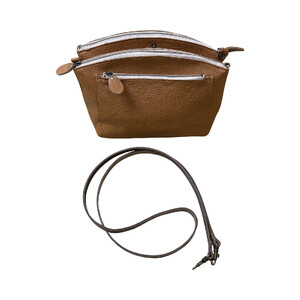 革・ダブルポシェット ラージ[キャメル]