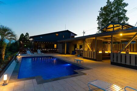 OsO THE ROSE VILLAGE@hp`Pbgi3,000~j